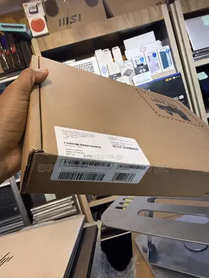 New Laptop Microsoft Surface Pro 10 16GB Intel Core Ultra 5 SSD 512GB
