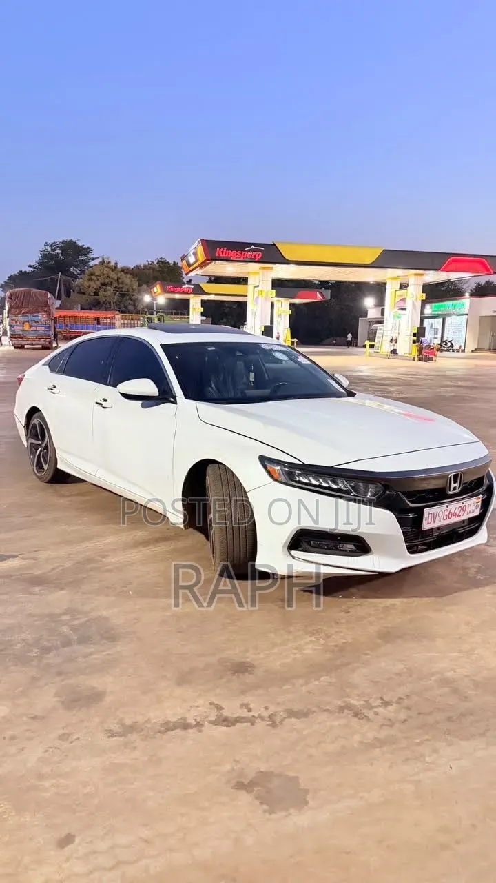 Honda Accord Hybrid 2020 White