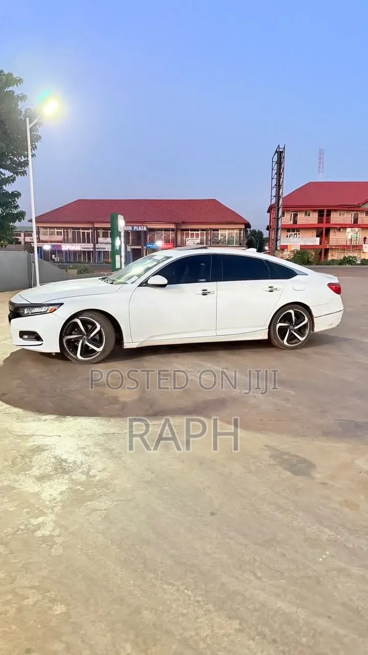 Honda Accord Hybrid 2020 White