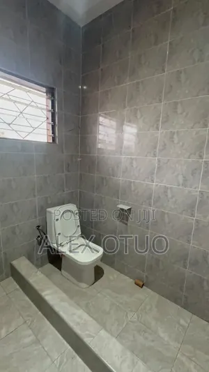 3bdrm Apartment in Alex Otuo Properties, Kumasi Metropolitan for rent