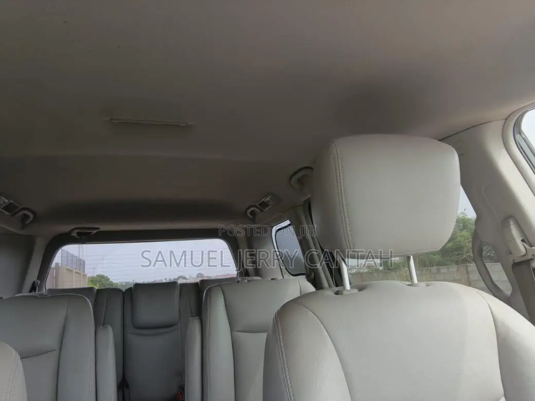 Nissan Quest SV FWD 2016 Gray
