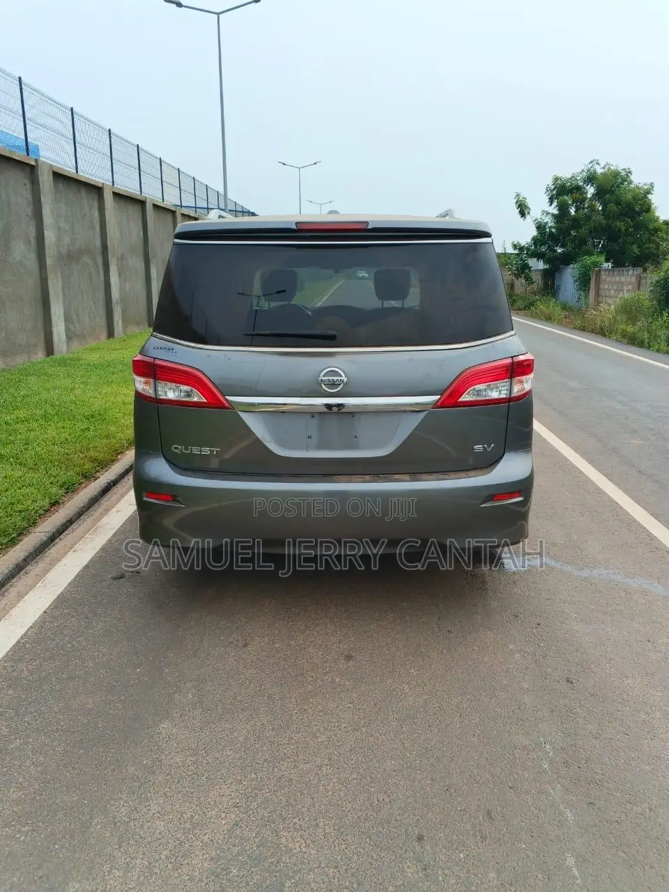 Nissan Quest SV FWD 2016 Gray