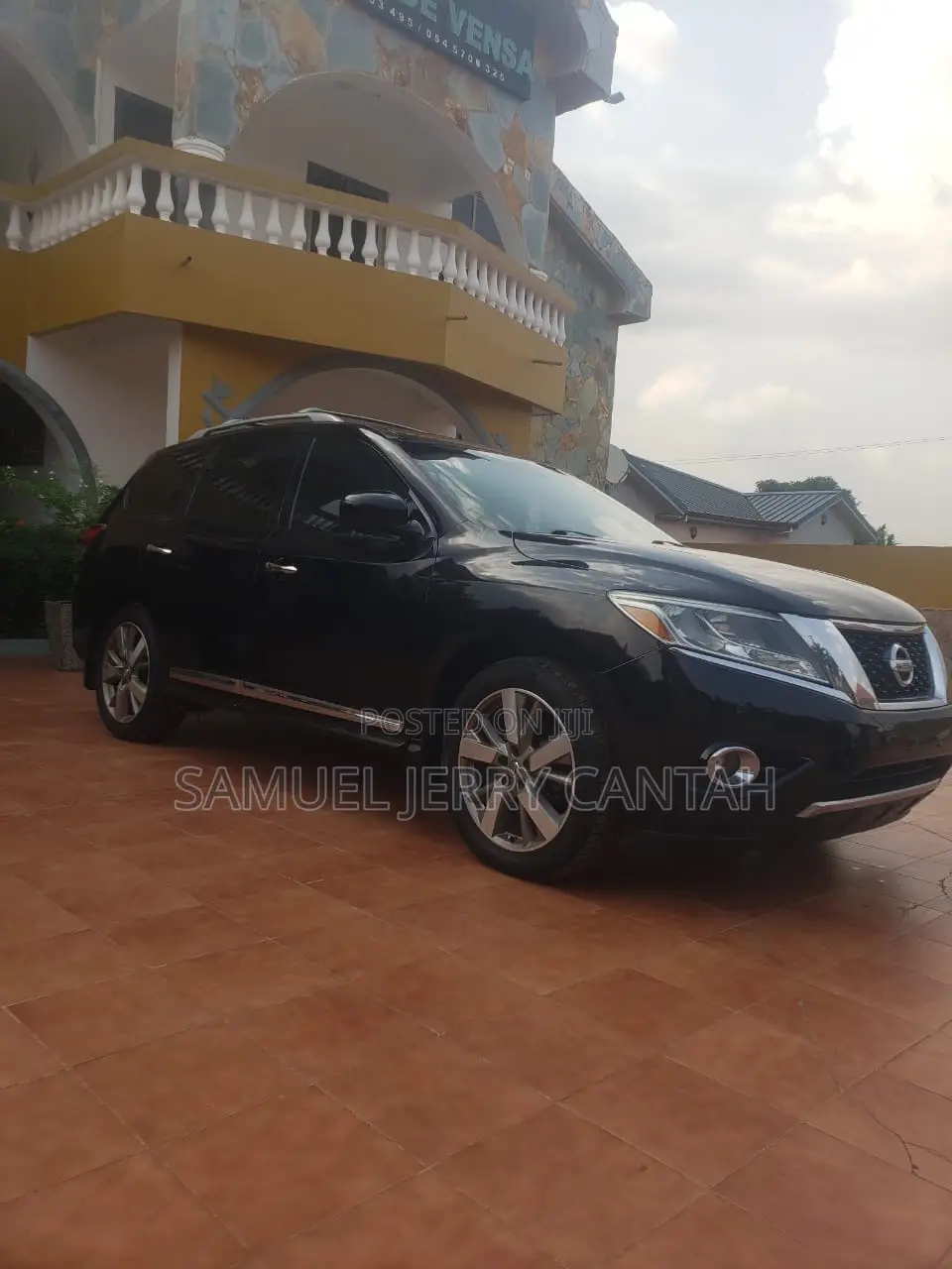 Nissan Pathfinder Platinum 4dr SUV 4WD (3.5L 6cyl CVT) 2015 Black