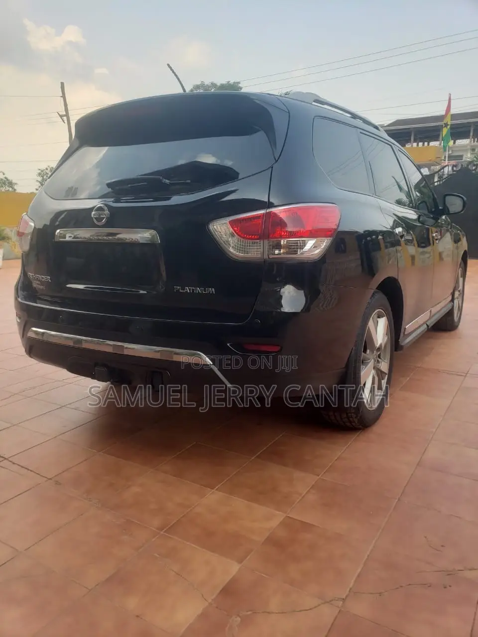 Nissan Pathfinder Platinum 4dr SUV 4WD (3.5L 6cyl CVT) 2015 Black