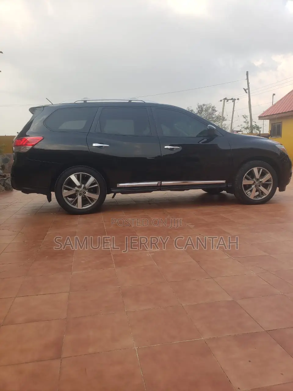 Nissan Pathfinder Platinum 4dr SUV 4WD (3.5L 6cyl CVT) 2015 Black