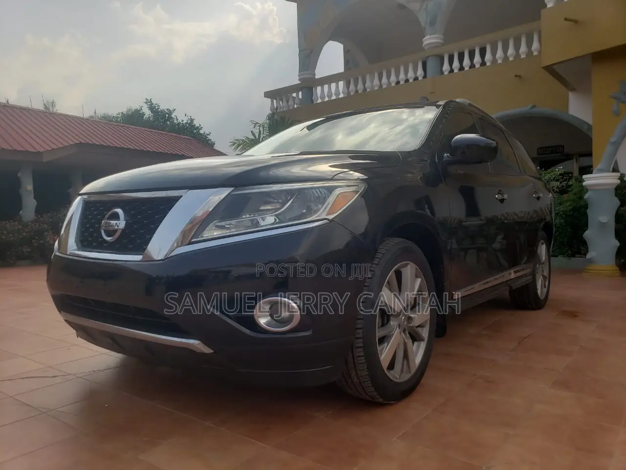 Nissan Pathfinder Platinum 4dr SUV 4WD (3.5L 6cyl CVT) 2015 Black