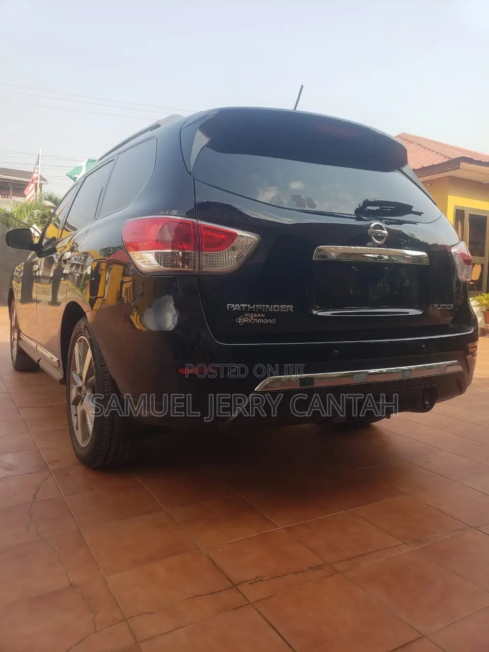 Nissan Pathfinder Platinum 4dr SUV 4WD (3.5L 6cyl CVT) 2015 Black