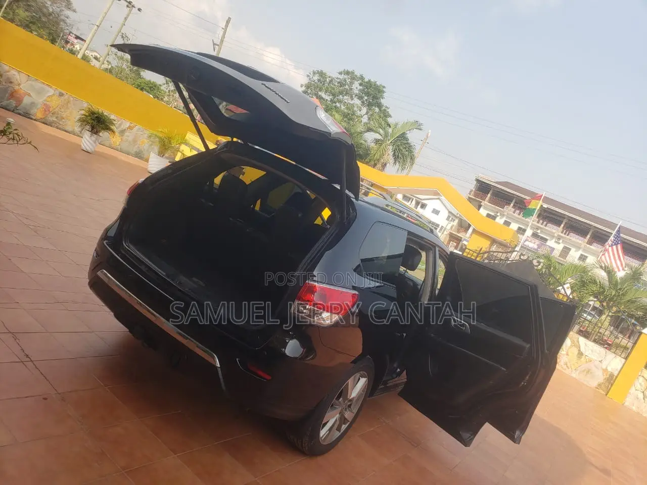 Nissan Pathfinder Platinum 4dr SUV 4WD (3.5L 6cyl CVT) 2015 Black