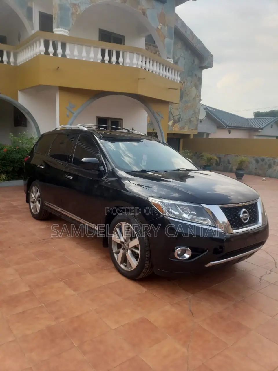Nissan Pathfinder Platinum 4dr SUV 4WD (3.5L 6cyl CVT) 2015 Black
