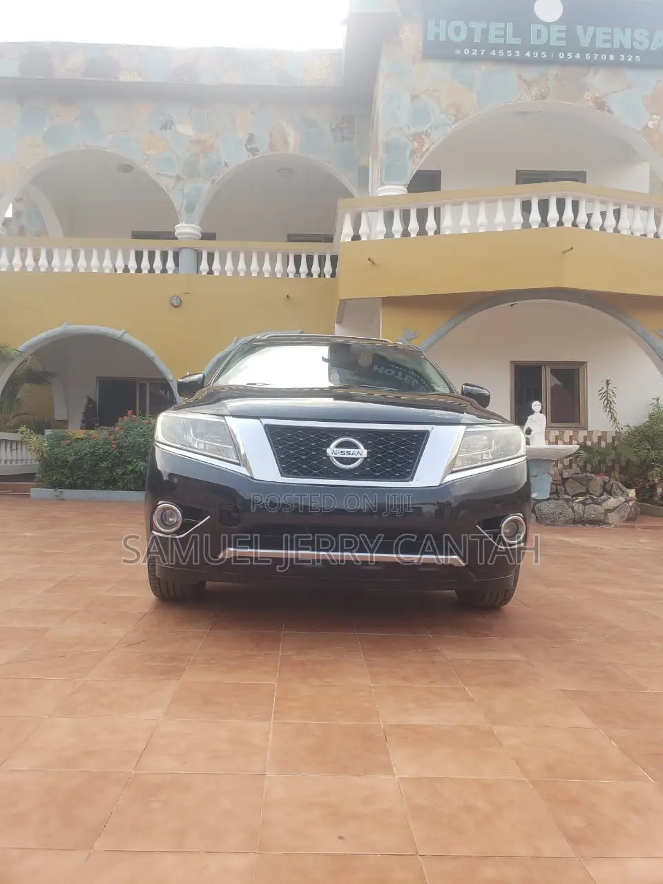 Nissan Pathfinder Platinum 4dr SUV 4WD (3.5L 6cyl CVT) 2015 Black