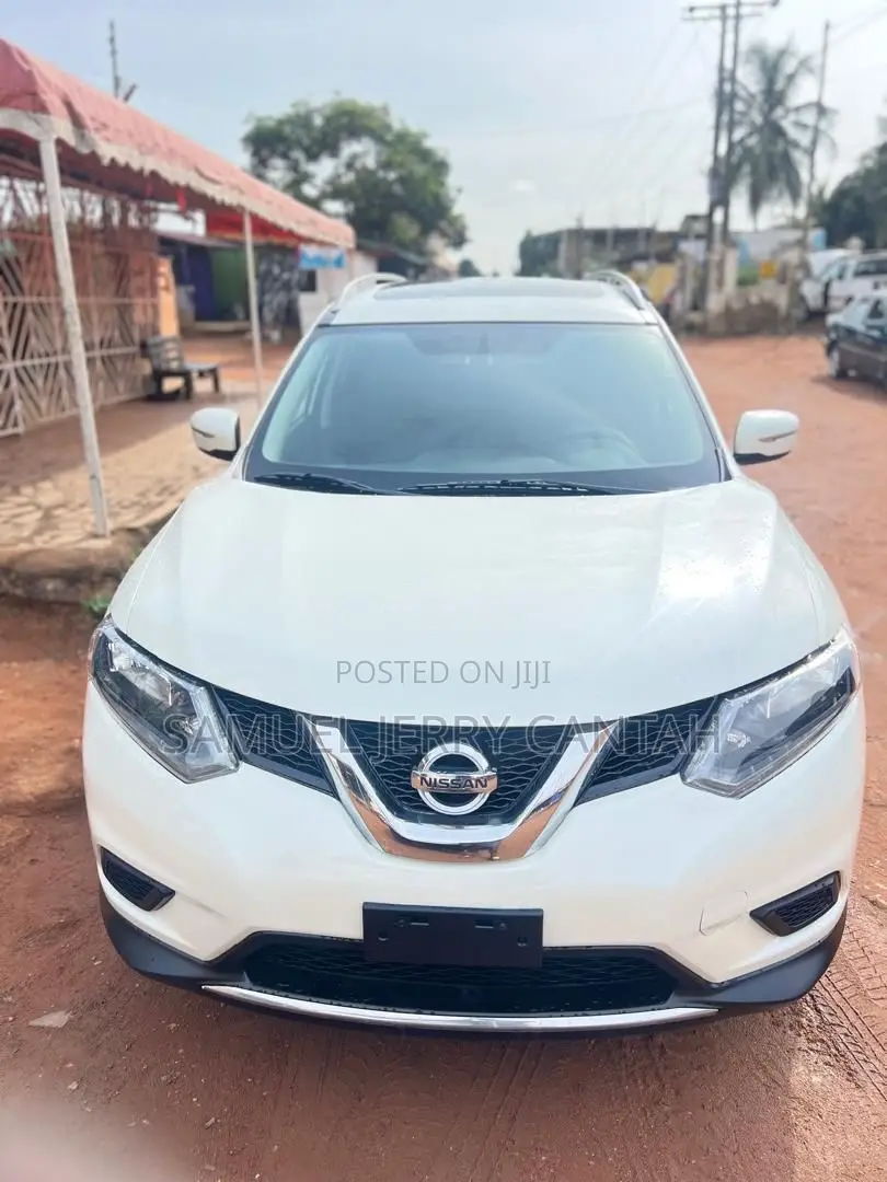 Nissan Rogue S 4dr SUV AWD (2.5L 4cyl CVT) 2015 White