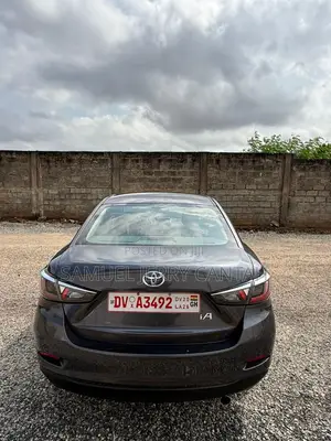 Toyota Yaris iA 1.5 FWD 2018 Gray