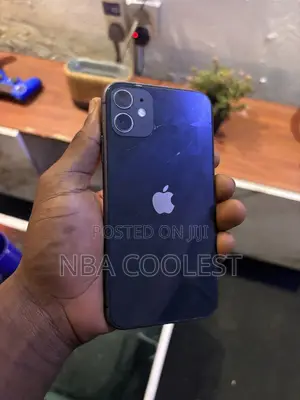 Apple iPhone 11 64 GB Black
