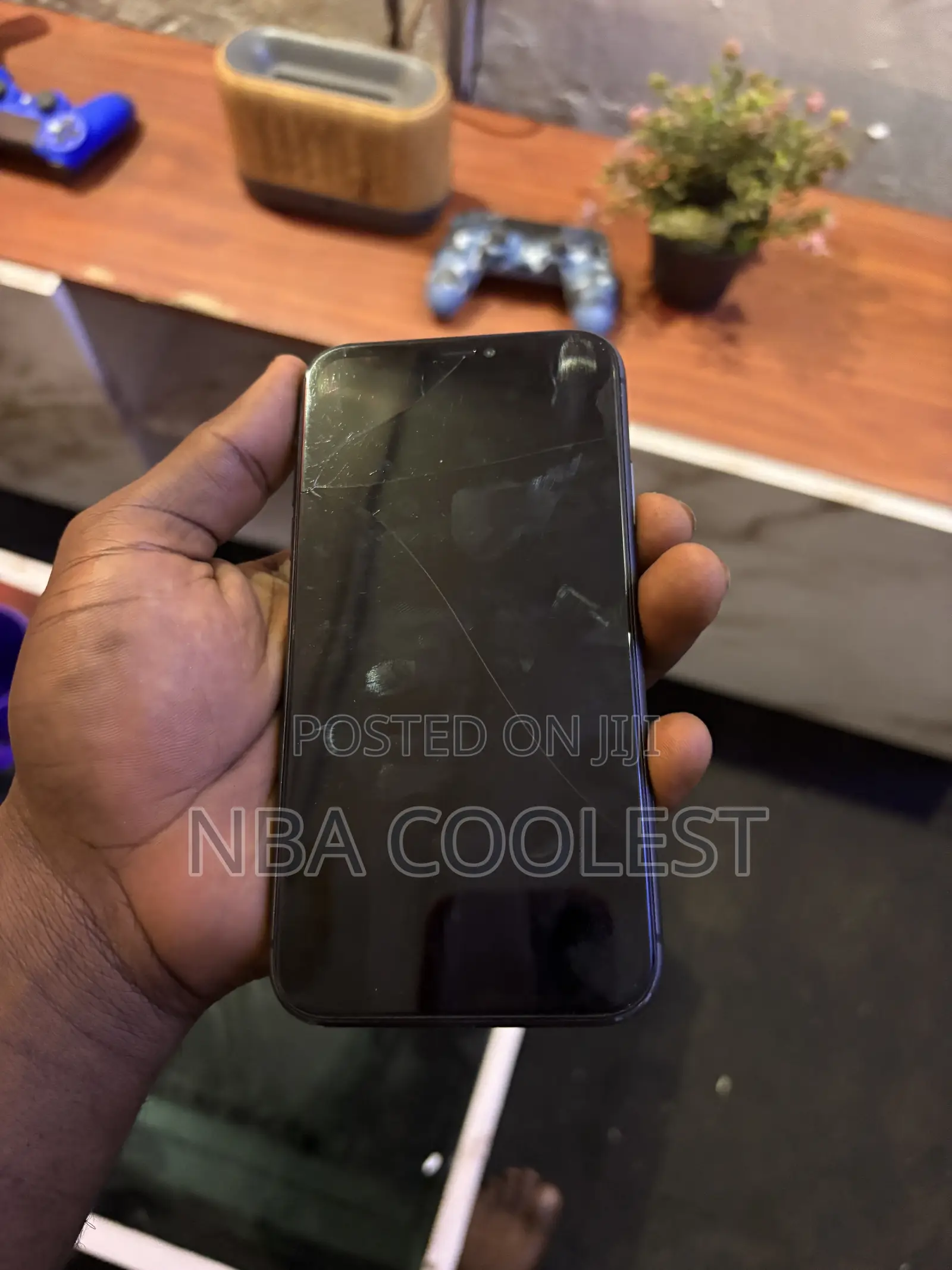 Apple iPhone 11 64 GB Black