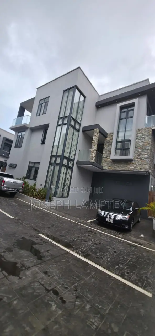 Furnished 4bdrm Villa in Joseph Lamptey, US Embassy Area for rent