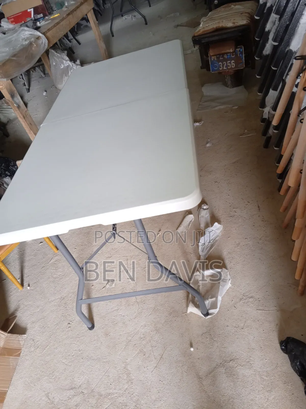 Plastic Folding Table