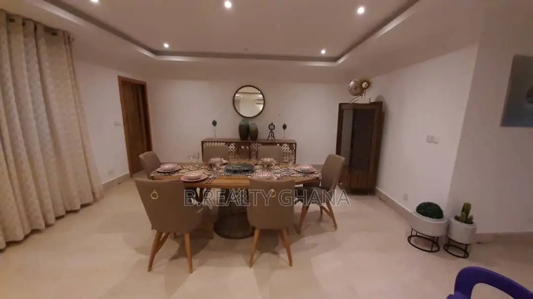 Furnished 3bdrm Apartment in Airport Residential Area for sale