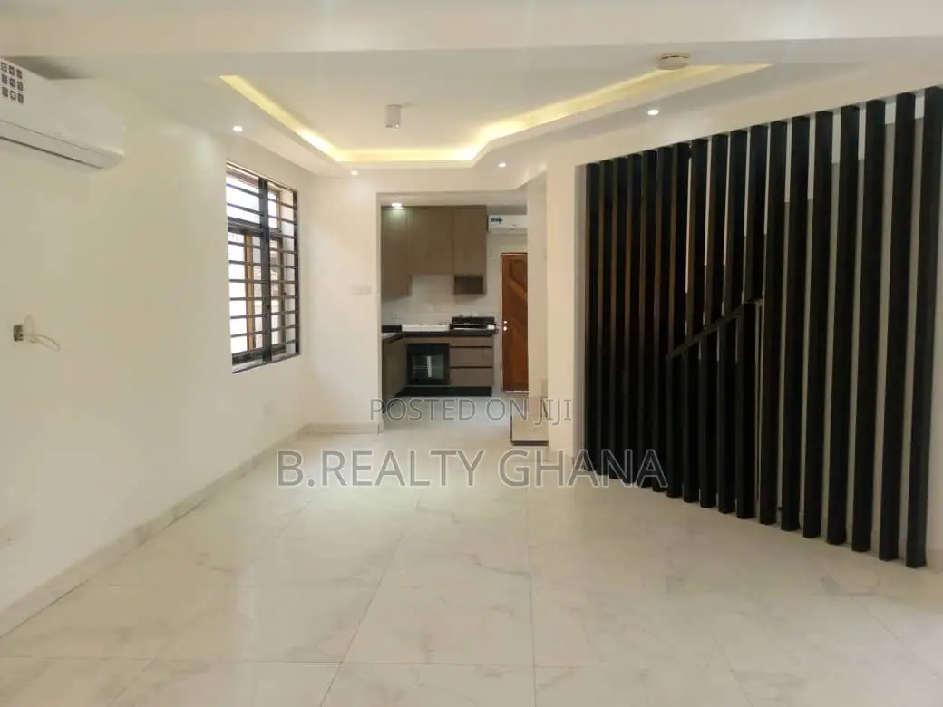 2bdrm Apartment in Cantonments for rent