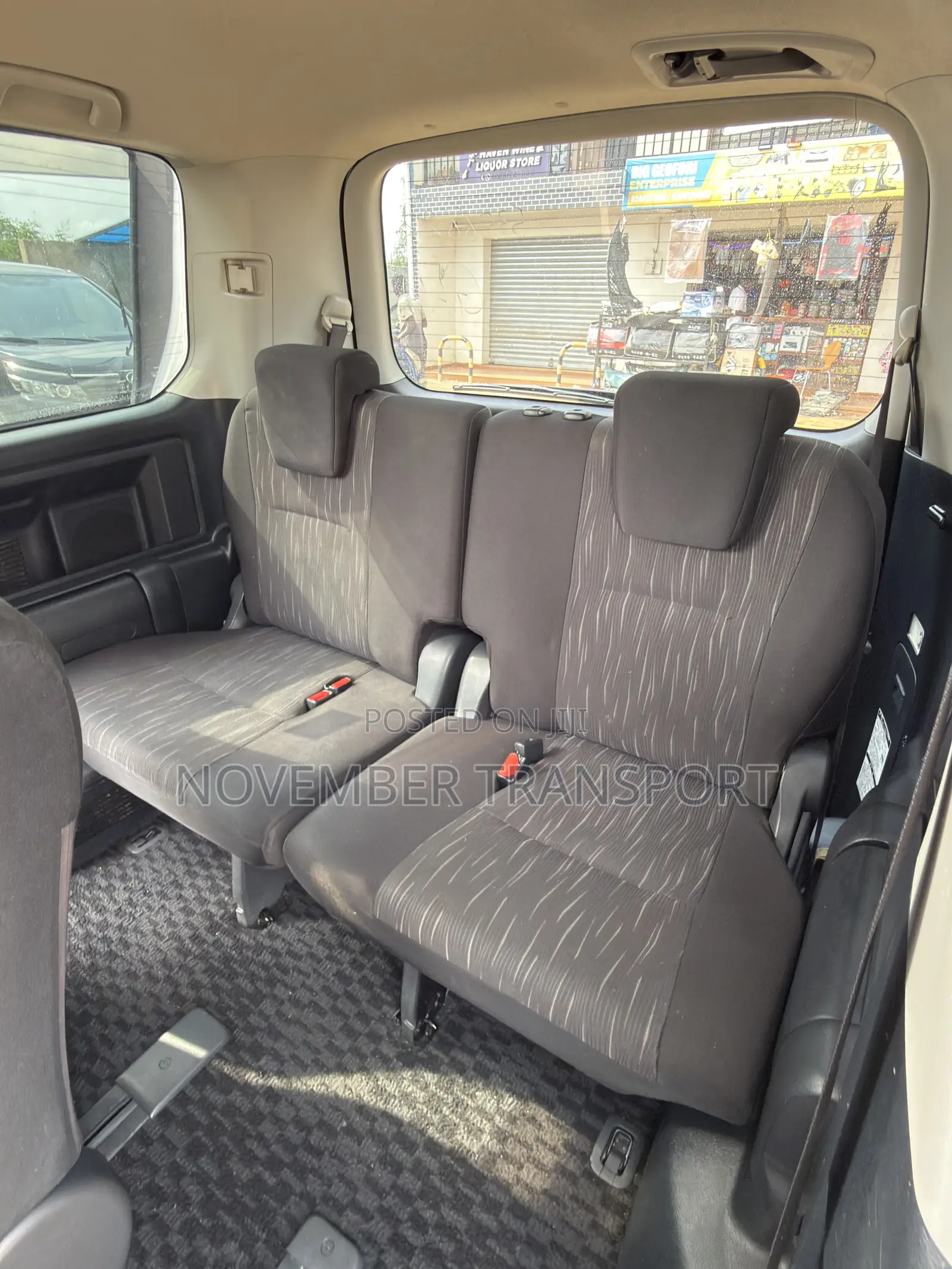 Toyota Voxy ZS Kirameki II 2WD 8-Seater 2012 White