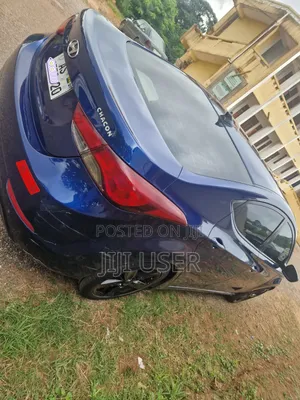 Hyundai Elantra SE 4dr Sedan (1.8L 4cyl 6A) 2015 Blue