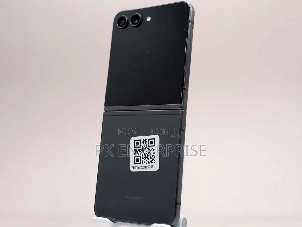 New Samsung Galaxy Z Flip5 256 GB Black