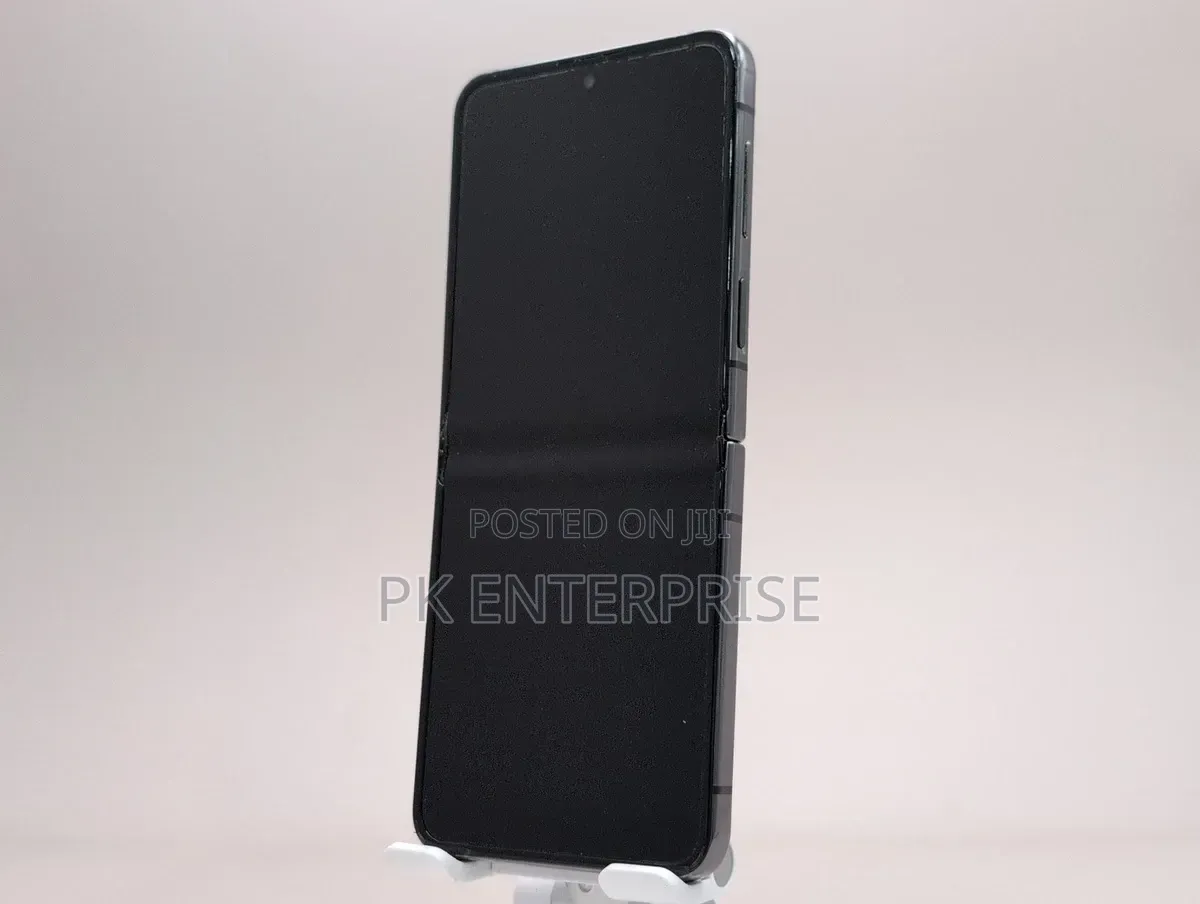 New Samsung Galaxy Z Flip5 256 GB Black