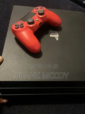 Play Station 4 Pro