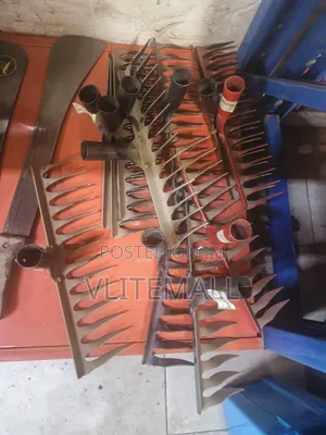 Metal Hand Rake