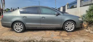 Volkswagen Passat 2006 Beige
