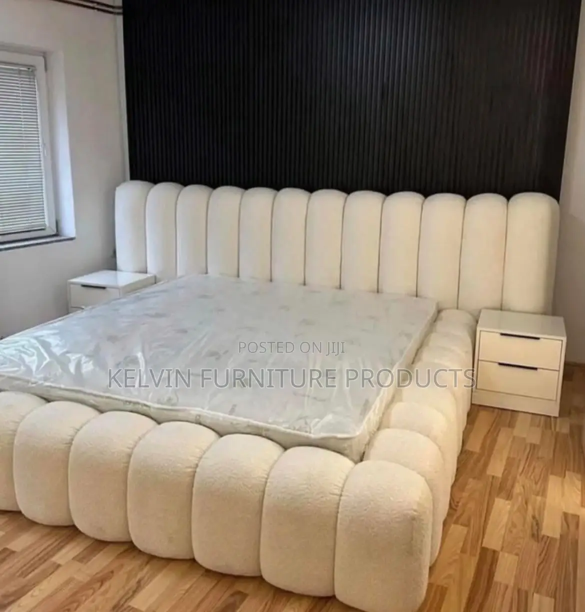 Royal Queen Size Bed Frame With Mattress for Pick Up