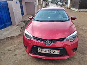 Toyota Corolla 2015 Red