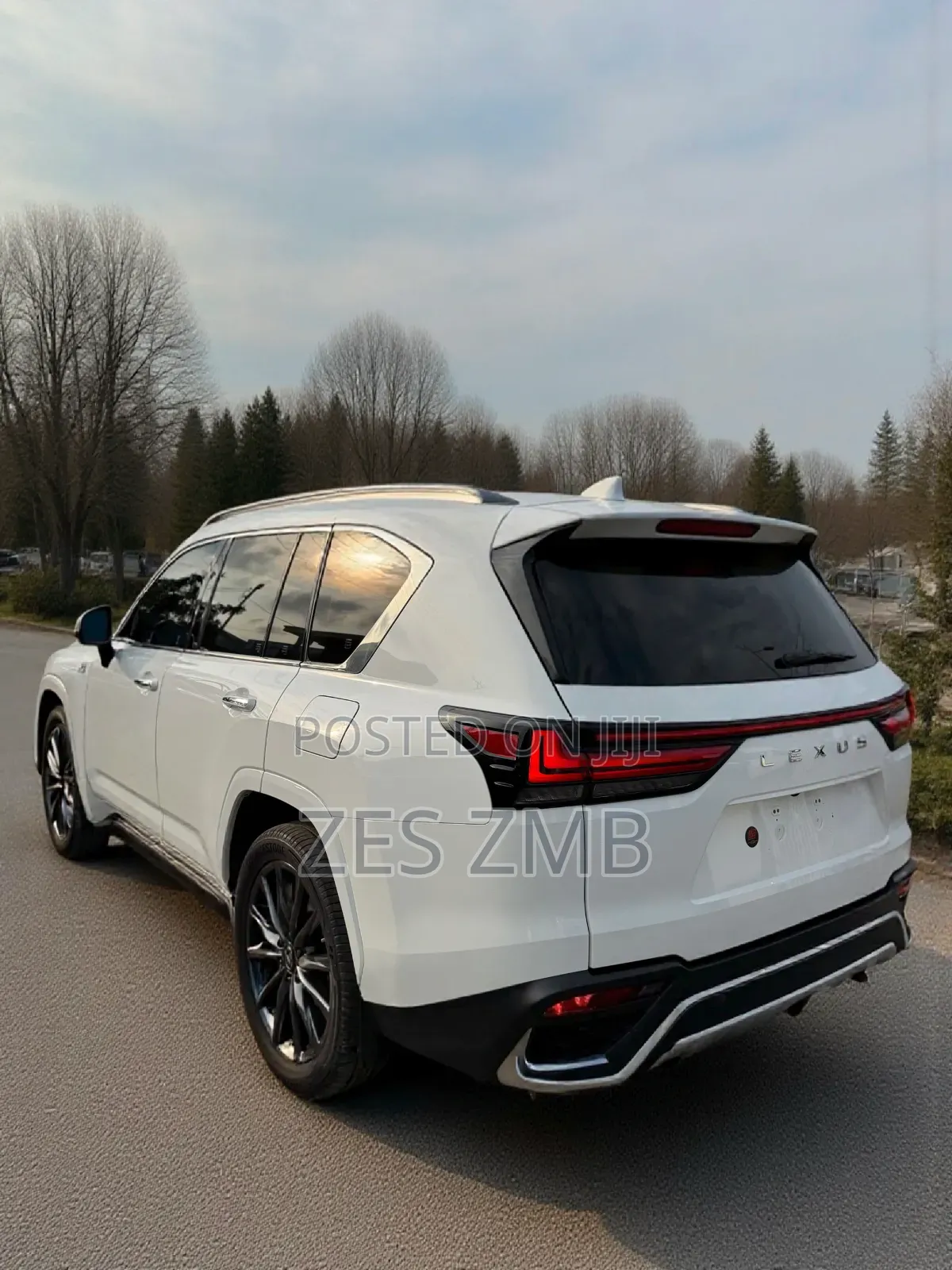 Lexus LX 600 2023 White