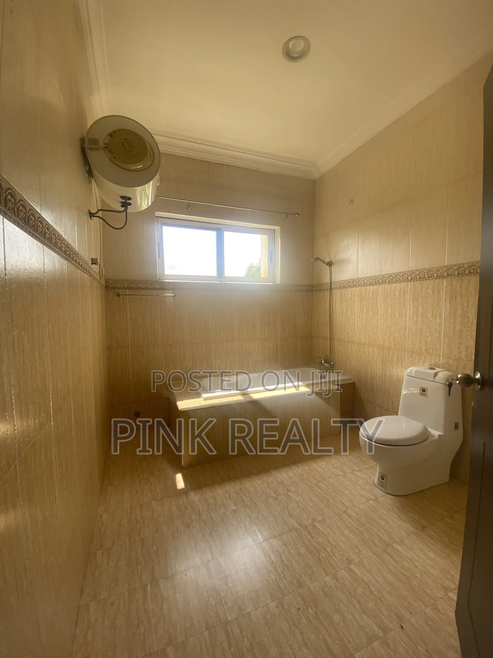 4bdrm House in East Legon for rent