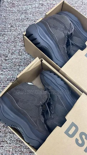 Adidas Yeezy Desert Boots