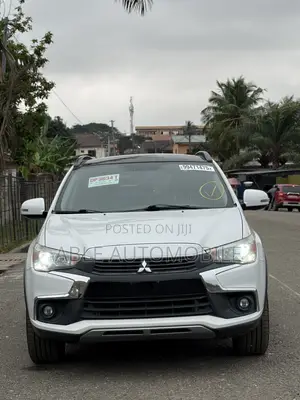 Mitsubishi Outlander Sport 2.0 ES 2016 White