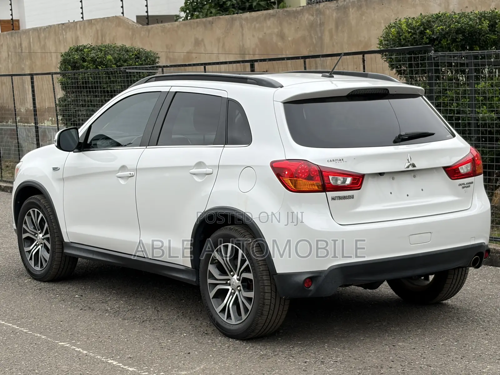 Mitsubishi Outlander Sport 2.0 ES 2016 White