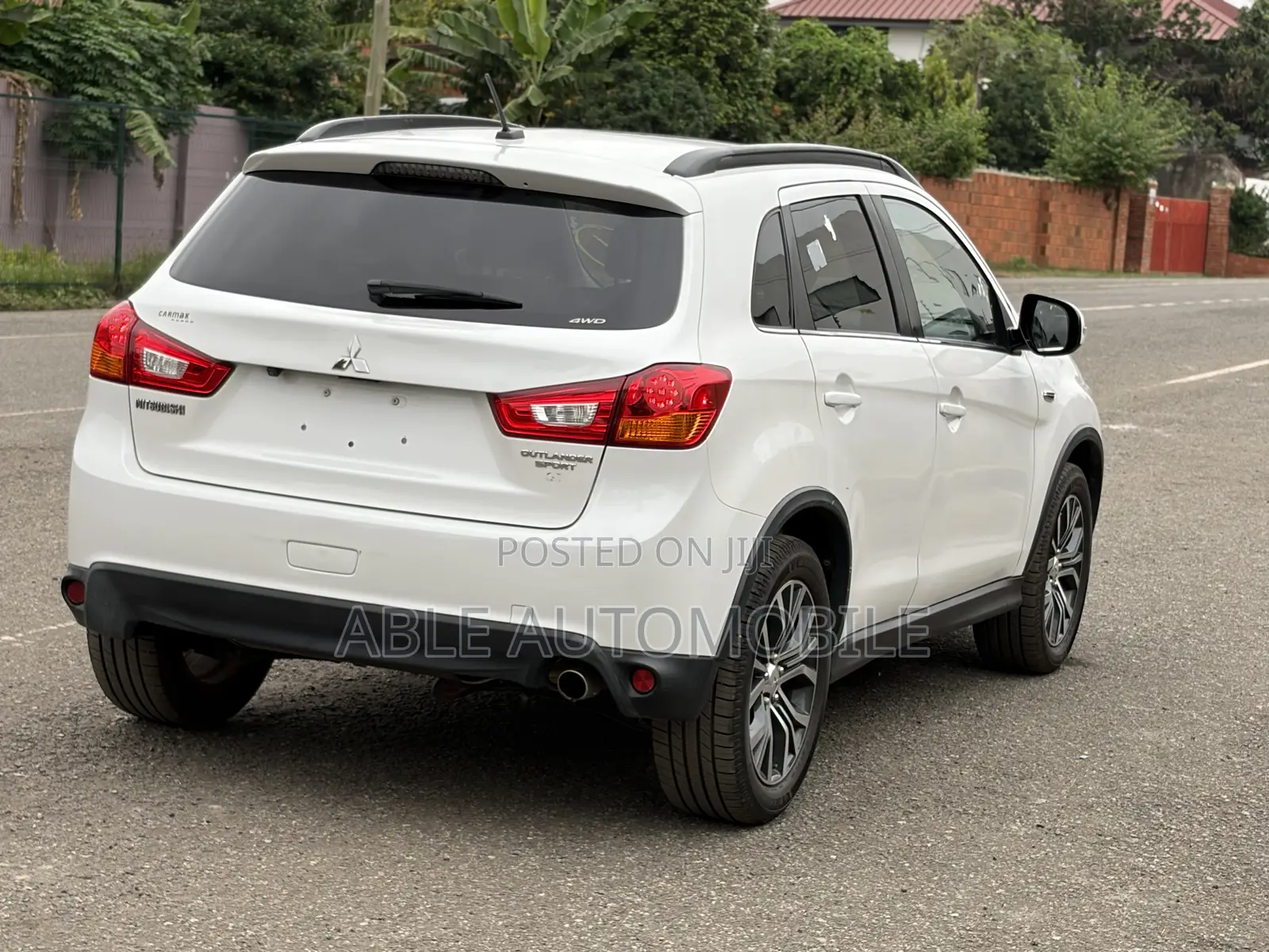 Mitsubishi Outlander Sport 2.0 ES 2016 White