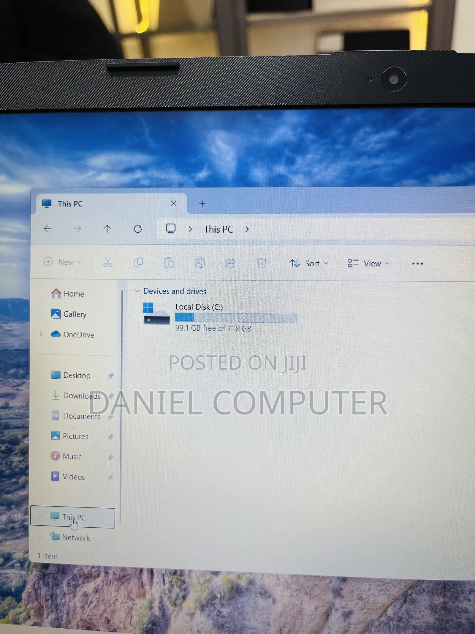 Laptop HP 15 8GB AMD Ryzen 5 HDD+SSD 320GB