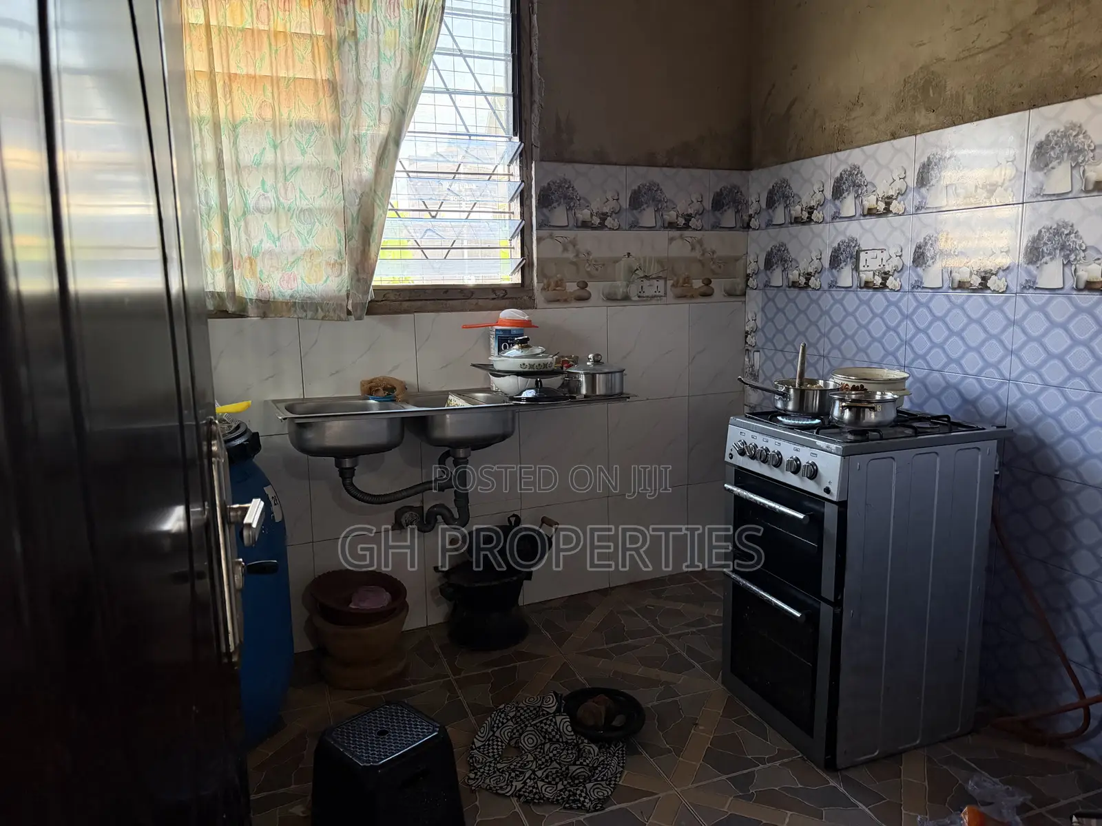 2bdrm House in Sokoban Ampayoo, Kumasi Metropolitan for sale