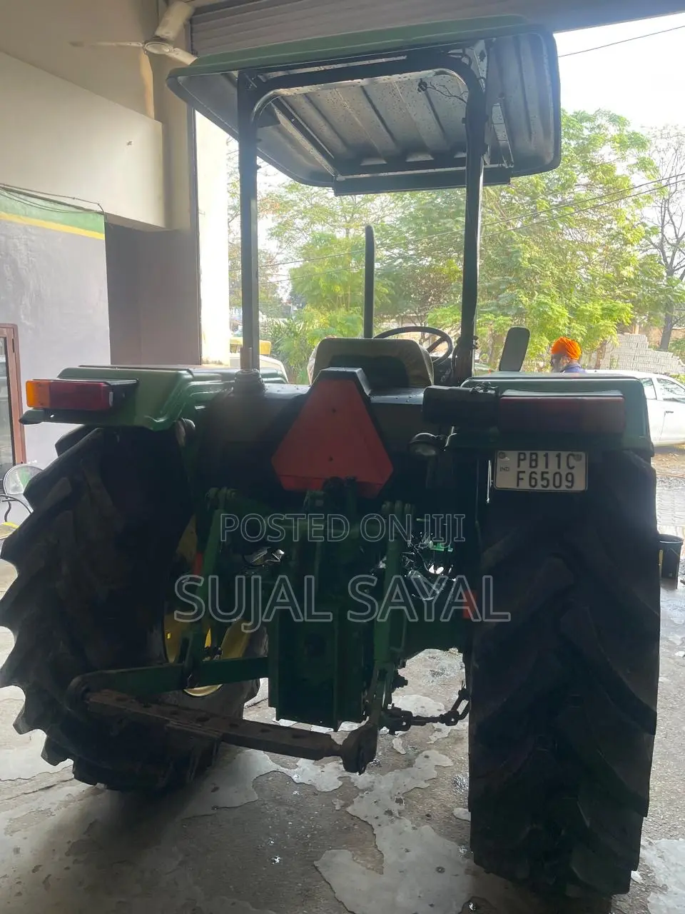 John Deere 5310