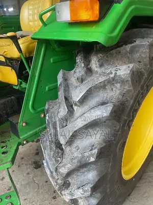 John Deere 5310