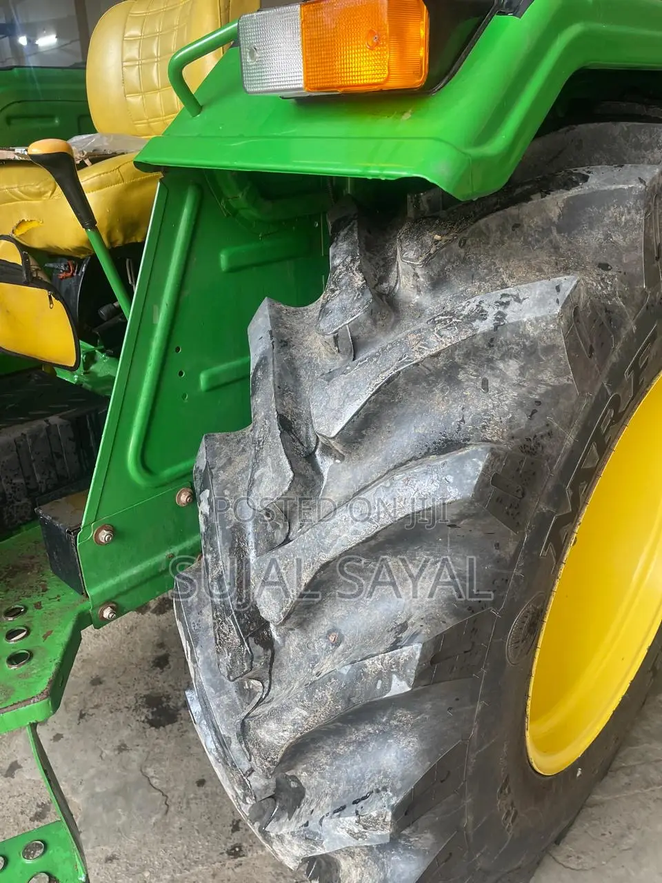 John Deere 5310