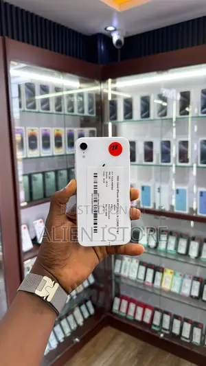 New Apple iPhone XR 128 GB White