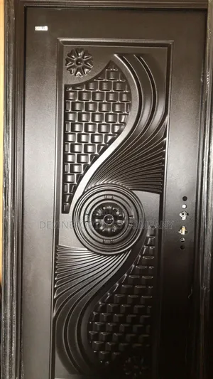 High Quality Sed Rough Door Single Available in Sizes Black/White