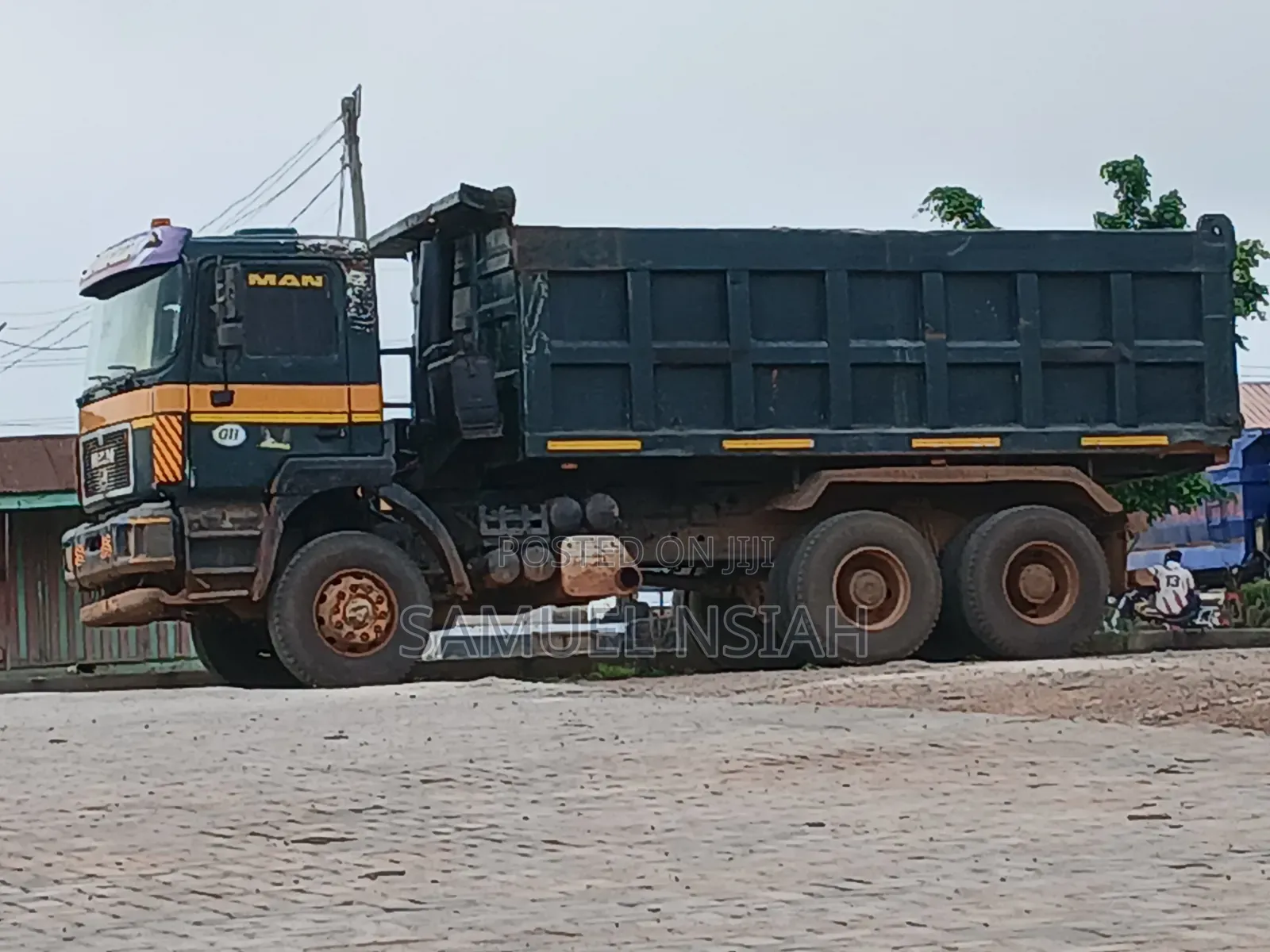 Tipper Truck