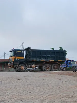 Tipper Truck