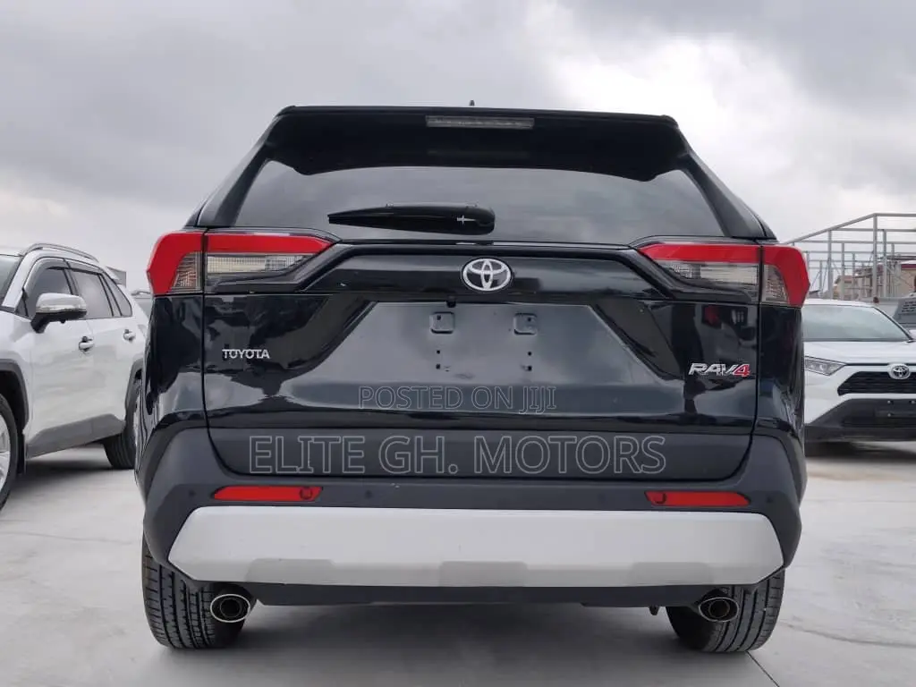Toyota RAV4 2025 Black