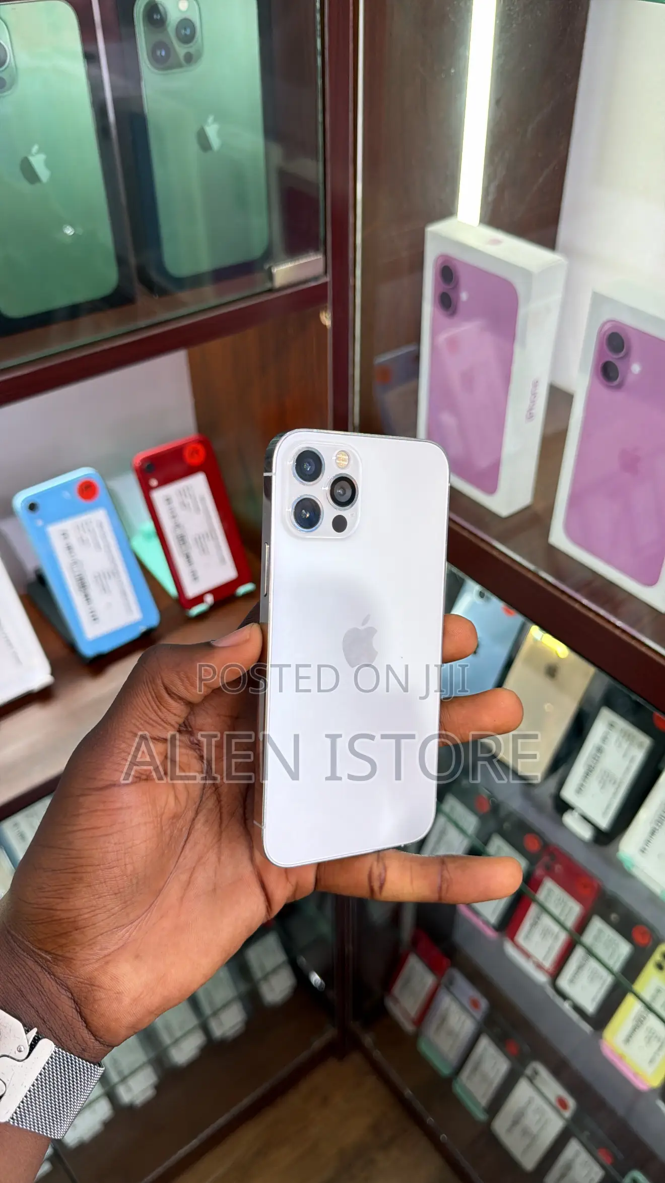 New Apple iPhone XR 128 GB White
