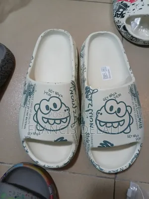 Slippers Outdoor Indoor Men and Women
