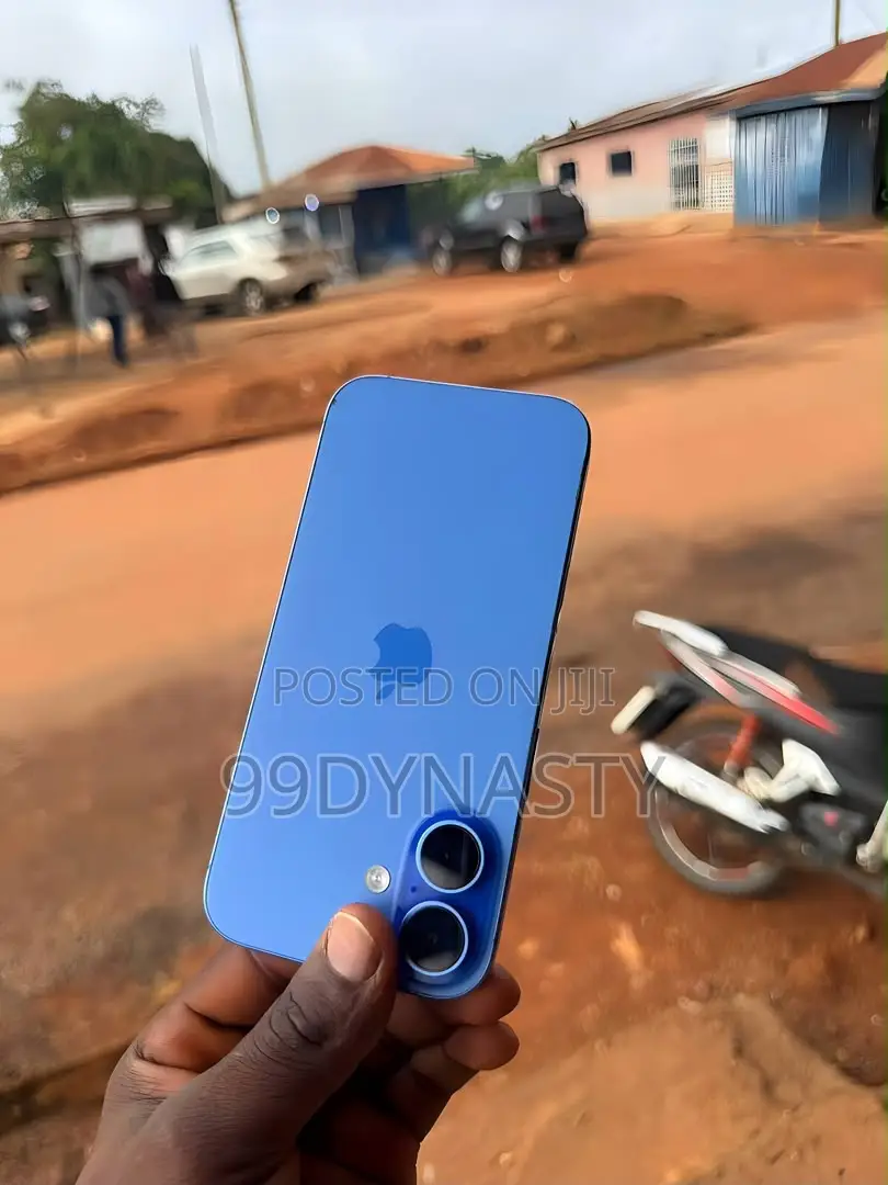 Apple iPhone 16 128 GB Blue